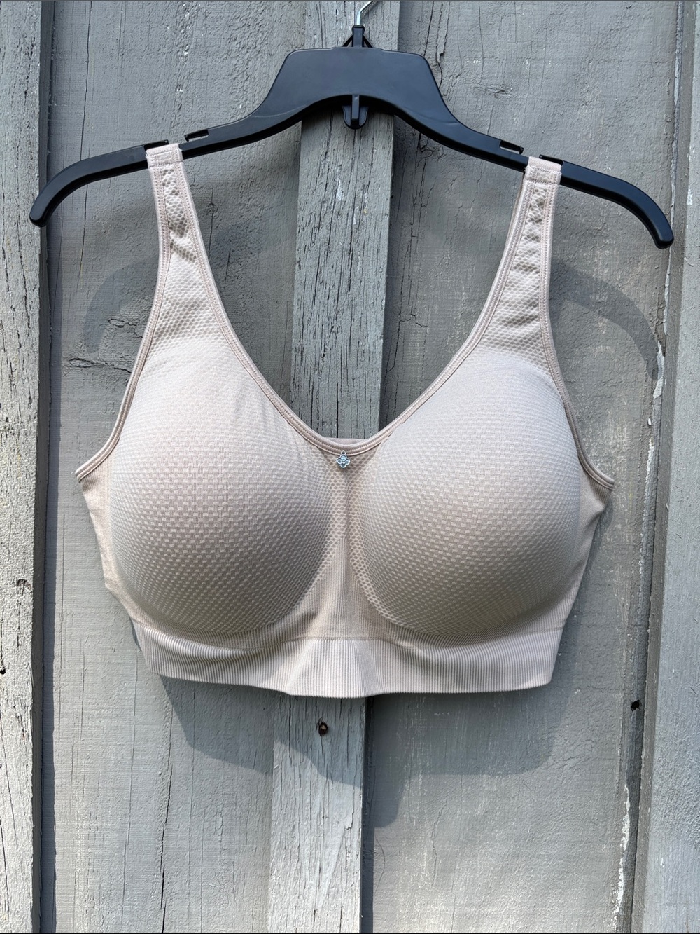 Breezies  Seamless Wireless Bra